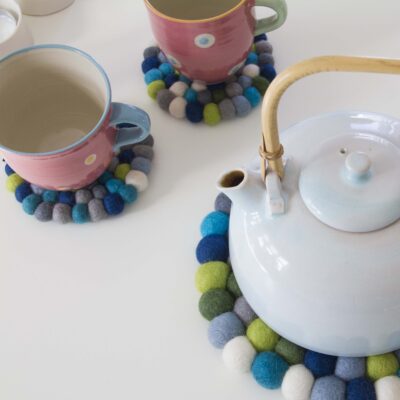 bordskånere i 10 og 20 cm i blå og grønne farver