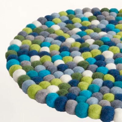 stolehynde i blå, grøn, grå og hvid design